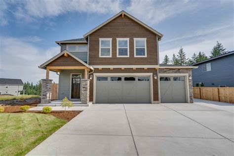 Find driveway contractors near me .